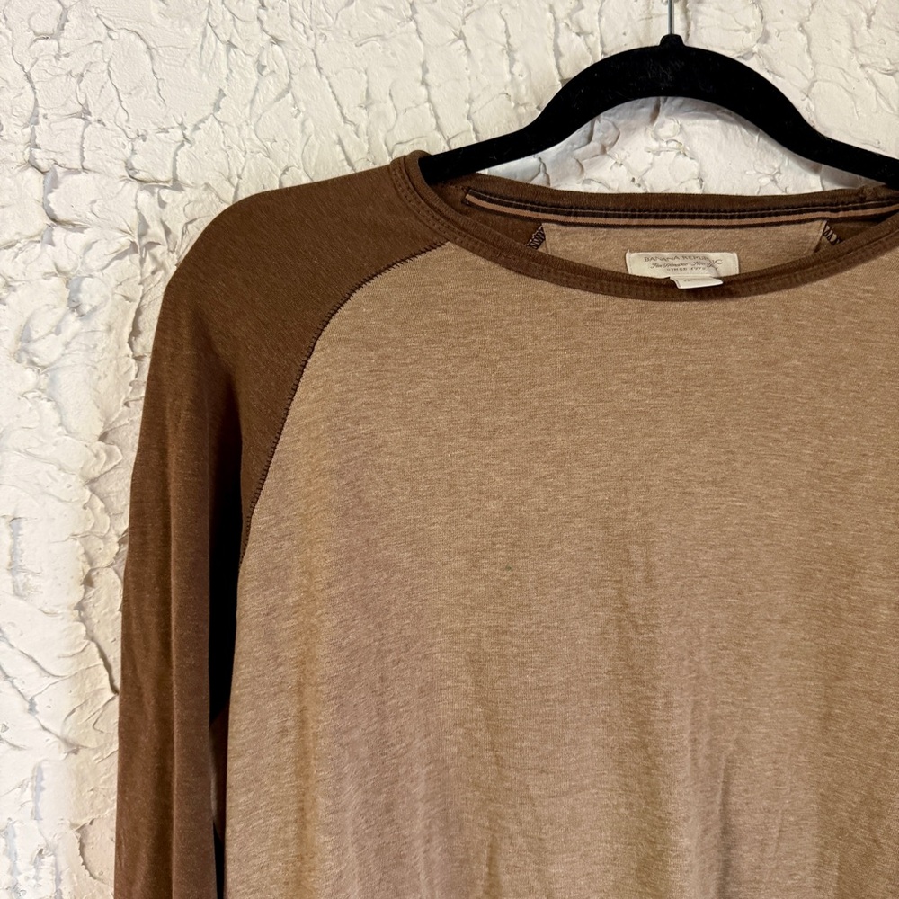 Banana Republic Two-Tone Brown Long Sleeve Shirt - Picture 2 of 5